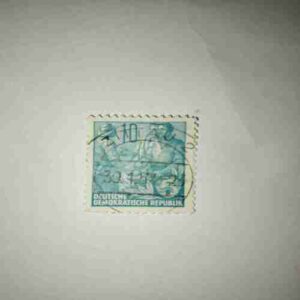DEUTSCHE DEMOKATISCHE REPUBLIK 10 POSTAGE STAMP