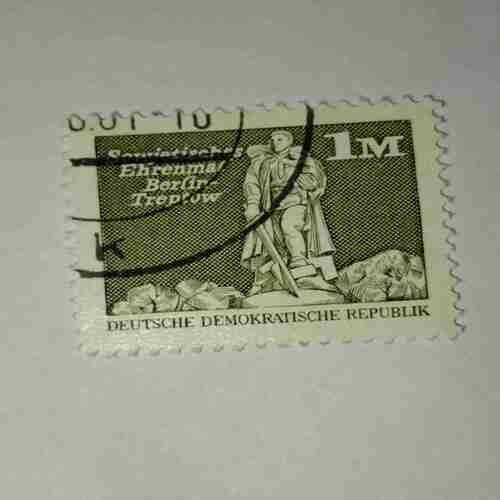 DEUTSCHE DEMOKATISCHE REPUBLIK 1M POSTAGE STAMP DEUTSCHE DEMOKATISCHE REPUBLIK 1M POSTAGE STAMP