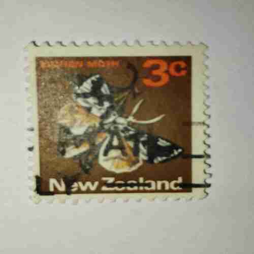 NEW ZEALAND 3Cent POSTAGE STAMP
