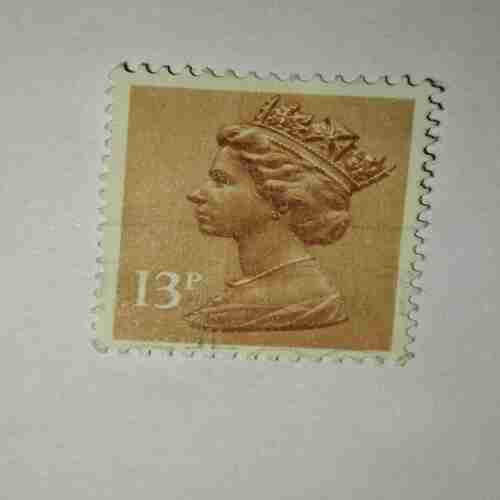GREAT BRITAIN QUEEN ELIZABETH 13Pence POSTAGE STAMP