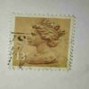 GREAT BRITAIN QUEEN ELIZABETH 13Pence POSTAGE STAMP GREAT BRITAIN QUEEN ELIZABETH 13Pence POSTAGE STAMP