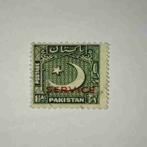 PAKISTAN 1 1/2AS. POSTAGE STAMP PAKISTAN 1 1/2AS. POSTAGE STAMP