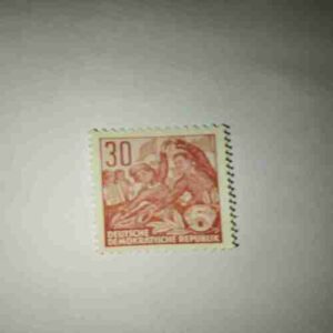 DEUTSCHE DEMOKATISCHE REPUBLIK 30 POSTAGE STAMP DEUTSCHE DEMOKATISCHE REPUBLIK 30 POSTAGE STAMP