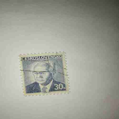 CESKOSLOVENSKO 30h POSTAGE STAMP CESKOSLOVENSKO 30h POSTAGE STAMP