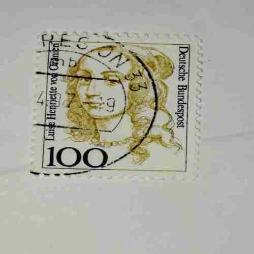 DEUTSCHE BUNDESPOST 100 POSTAGE STAMP DEUTSCHE BUNDESPOST 100 POSTAGE STAMP