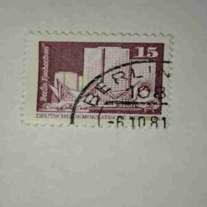 DEUTSCHE DEMOKATISCHE REPUBLIK 15 POSTAGE STAMP