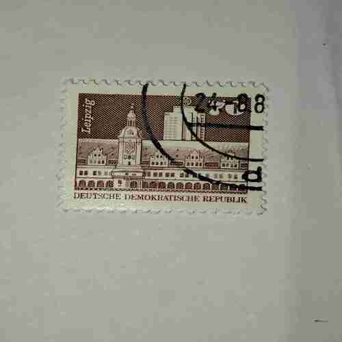 DEUTSCHE DEMOKATISCHE REPUBLIK 70 POSTAGE STAMP