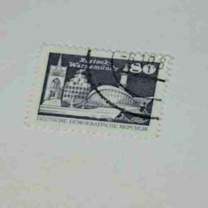 DEUTSCHE DEMOKATISCHE REPUBLIK 80 POSTAGE STAMP DEUTSCHE DEMOKATISCHE REPUBLIK 80 POSTAGE STAMP