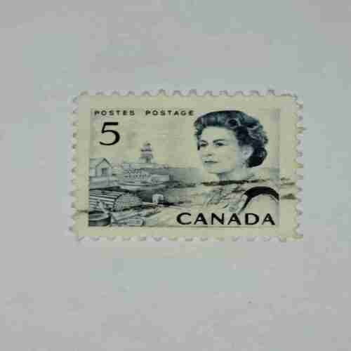 CANADA 5C POSTAGE STAMP CANADA 5C POSTAGE STAMP