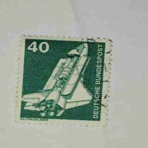 DEUTSCHE DEMOKATISCHE REPUBLIK 40 POSTAGE STAMP DEUTSCHE DEMOKATISCHE REPUBLIK 40 POSTAGE STAMP