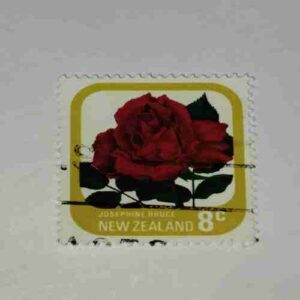NEW ZEALAND 8Cent POSTAGE NEW ZEALAND 8Cent POSTAGE