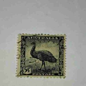 AUSTRALIA POSTAGE STAMP 5.1/2 AUSTRALIA POSTAGE STAMP 5.1/2