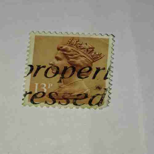 QUEEN ELIZABETH POSTAGE STAMP 13P
