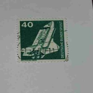 DEUTSCHE DEMOKATISCHE REPUBLIK 40 POSTAGE STAMP DEUTSCHE DEMOKATISCHE REPUBLIK 40 POSTAGE STAMP
