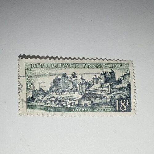 REPUBLIQUE FRANCAISE 18F POSTAGE STAMP REPUBLIQUE FRANCAISE 18F POSTAGE STAMP