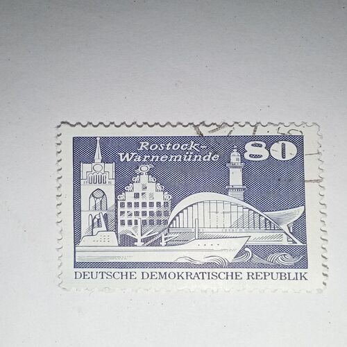 DEUTSCHE DEMOKRATISCHE REPUBLIK 80 POSTAGE STAMP DEUTSCHE DEMOKRATISCHE REPUBLIK 80 POSTAGE STAMP