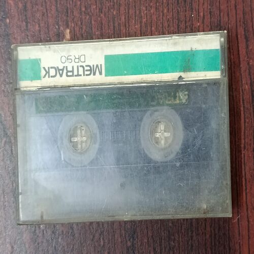 Document 2_32 AUDIO CASSETTES ; MELTRACK