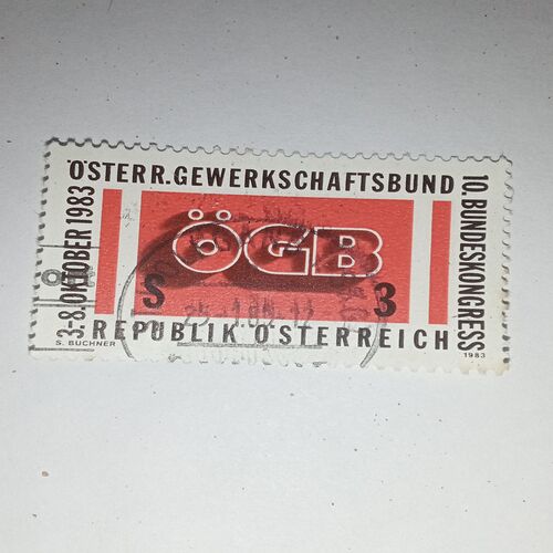 USED- REPUBLIK 'O'STERREICH POSTAGE STAMP USED- REPUBLIK 'O'STERREICH POSTAGE STAMP
