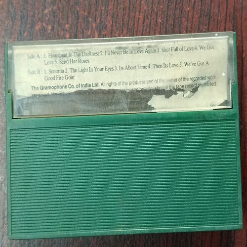 Document 2_65 AUDIO CASSETTES ; DON WILLIAMS
