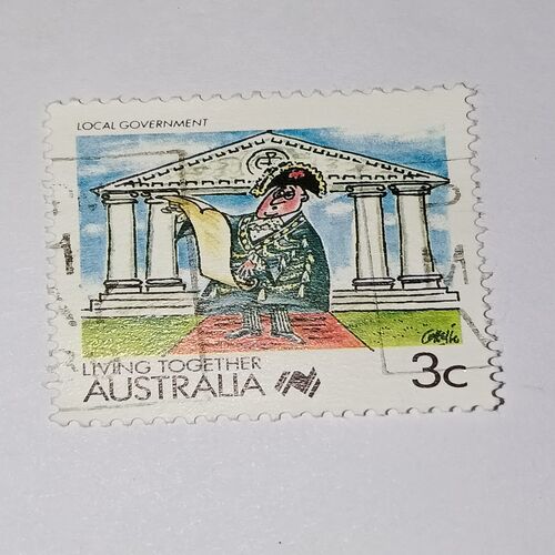 USED - AUSTRALIA 3C POSTAGE STAMP USED - AUSTRALIA 3C POSTAGE STAMP