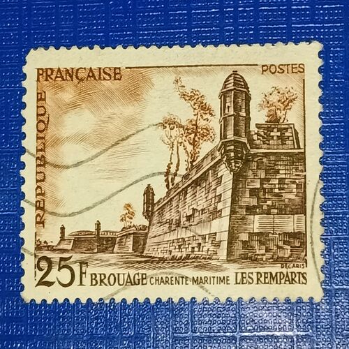 REPUBLIQUE FRANCAISE 25 POSTAGE STAMP REPUBLIQUE FRANCAISE 25 POSTAGE STAMP