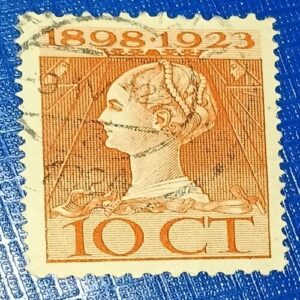 USED - NEDERLAND 10CT POSTAGE STAMP USED - NEDERLAND 10CT POSTAGE STAMP