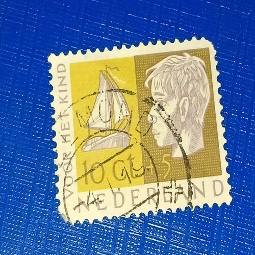 USED - NEDERLAND 10C POSTAGE STAMP