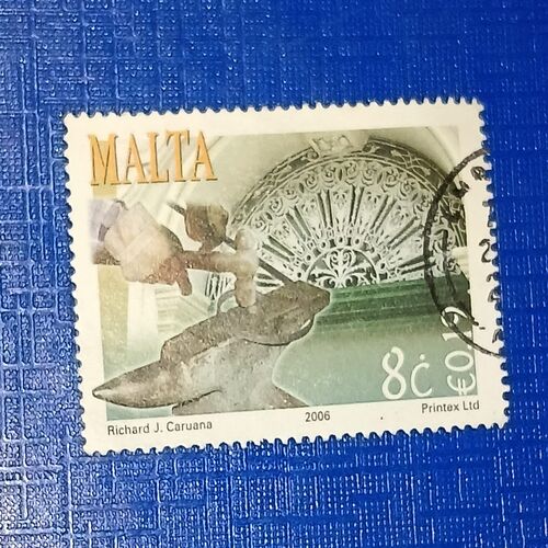 MALTA 8C POSTAGE STAMP MALTA 8C POSTAGE STAMP