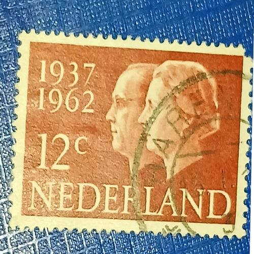 NEDERLAND 12C POSTAGE STAMP NEDERLAND 12C POSTAGE STAMP