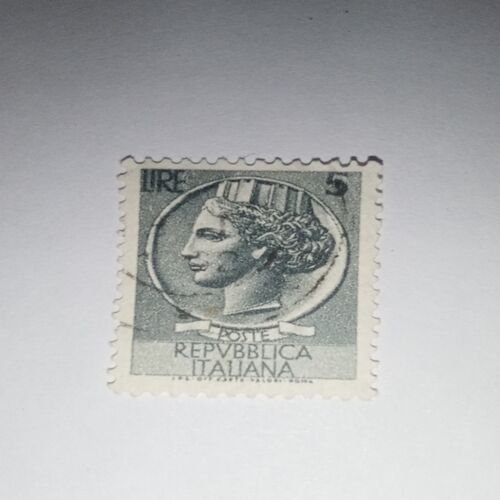 MNH - REPVBBLICA ITALIANA 5LIRE POSTAGE STAMP