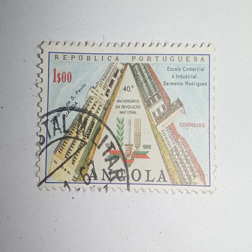 USED - NGOLA 1$ POSTAGE STAMP USED - NGOLA 1$ POSTAGE STAMP
