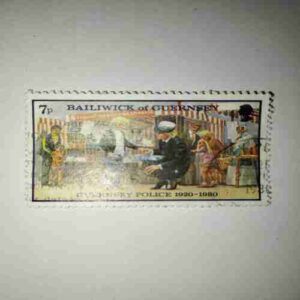 BAILIWICK OF GUERNSEY 7P POSTAGE STAMP BAILIWICK OF GUERNSEY 7P POSTAGE STAMP