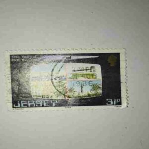 JERSEY 3P POSTAGE STAMP 1986