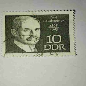 DDR 10 POSTAGE , KARL LANDSTEINER 1868-1943 STAMP DDR 10 POSTAGE , KARL LANDSTEINER 1868-1943 STAMP