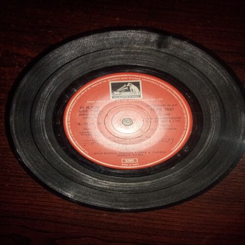 VINYL RECORDS (small) Hindi film : KRODHI , 45 R.P.M , 1980 VINYL RECORDS (small) Hindi film : KRODHI , 45 R.P.M , 1980