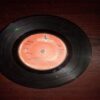 VINYL RECORDS (small) Hindi film : MAHAAN , 45 R.P.M , 1982 VINYL RECORDS (small) Hindi film : MAHAAN , 45 R.P.M , 1982