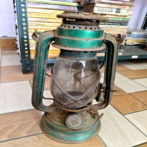 Document 77_3 Vintage Oil Lamp