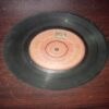 VINYL RECORDS (small) Hindi film : HUM KISISE KUM NAHEEN , 45 R.P.M VINYL RECORDS (small) Hindi film : HUM KISISE KUM NAHEEN , 45 R.P.M