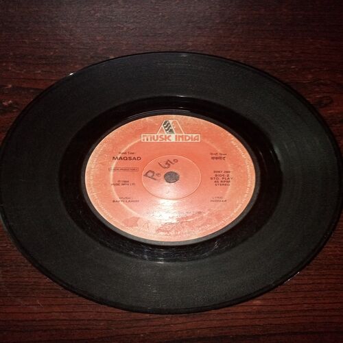 VINYL RECORDS (small) Hindi film : MASQSAD , 45 R.P.M