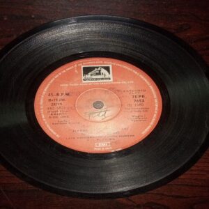VINYL RECORDS (small) Hindi film : KRANTI , 45 R.P.M VINYL RECORDS (small) Hindi film : KRANTI , 45 R.P.M