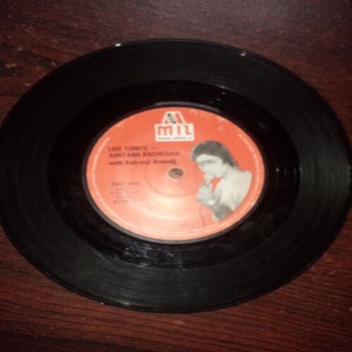 VINYL RECORDS (small) : SONG , 45 R.P.M VINYL RECORDS (small) : SONG , 45 R.P.M