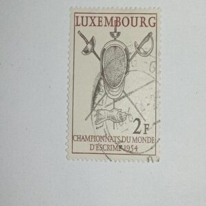 USED - LUXEMBOURG 2F POSTAGE STAMP