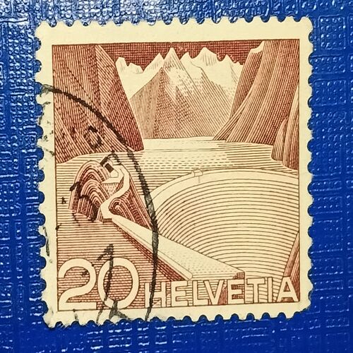 USED - HELVETIA 20 POSTAGE STAMP USED - HELVETIA 20 POSTAGE STAMP