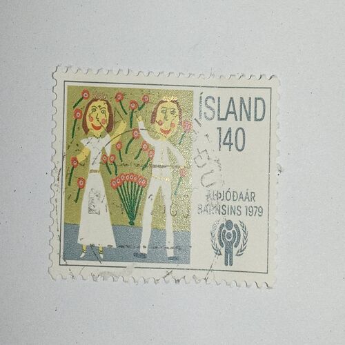 USED - ISLAND 140 POSTAGE STAMP USED - ISLAND 140 POSTAGE STAMP