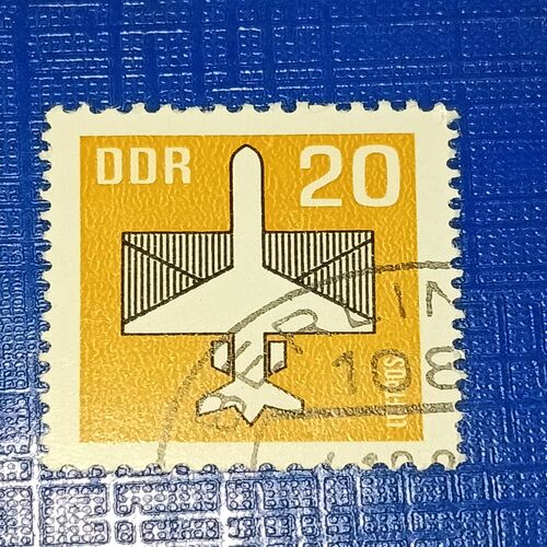 USED - DDR 20 POSTAGE STAMP USED - DDR 20 POSTAGE STAMP