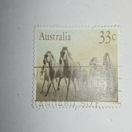 MNH - AUSTRALIA 33C POSTAGE STAMP MNH - AUSTRALIA 33C POSTAGE STAMP