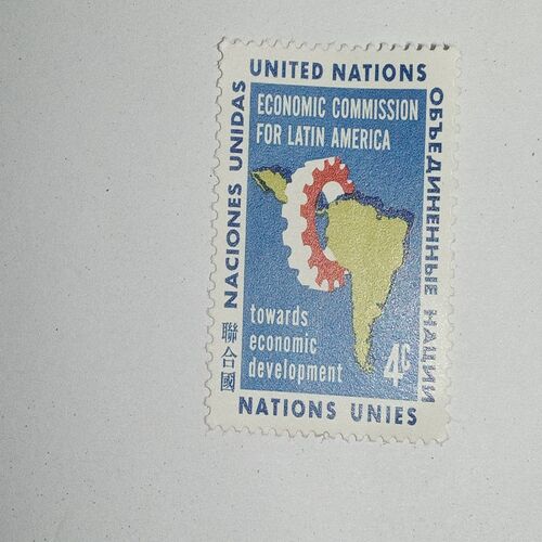 MNH - UNITAD NATONS POSTAGE STAMP 4C MNH - UNITAD NATONS POSTAGE STAMP 4C