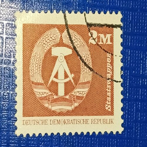 USED - DEUTSCHE DEMOKRATISCHE REPUBLIK 2M POSTAGE STAMP USED - DEUTSCHE DEMOKRATISCHE REPUBLIK 2M POSTAGE STAMP