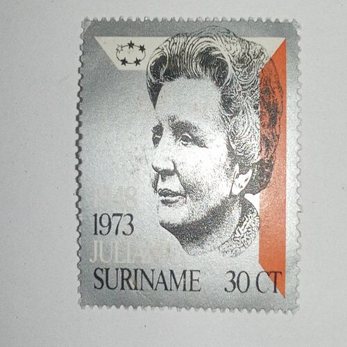 MNH - JULIANA SURINAME 30CT POSTAGE STAMP