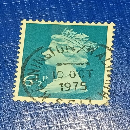USED - ROYAL MAIL STAMP USED - ROYAL MAIL STAMP